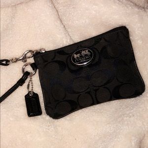 Coach one zip wristlet